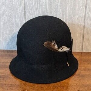 VTG Wool Felt Cloche W/Feather Bow EUC 20s OSFM